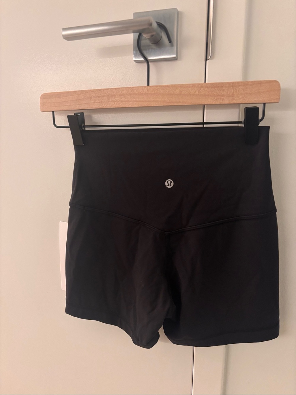 Lululemon Align No Line High-Rise Short 4” - Picture 6 of 7